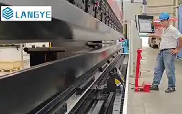 Sistema de Medição de Ângulo de Freio de Imprensa CNC DA69T 8 1 Eixo